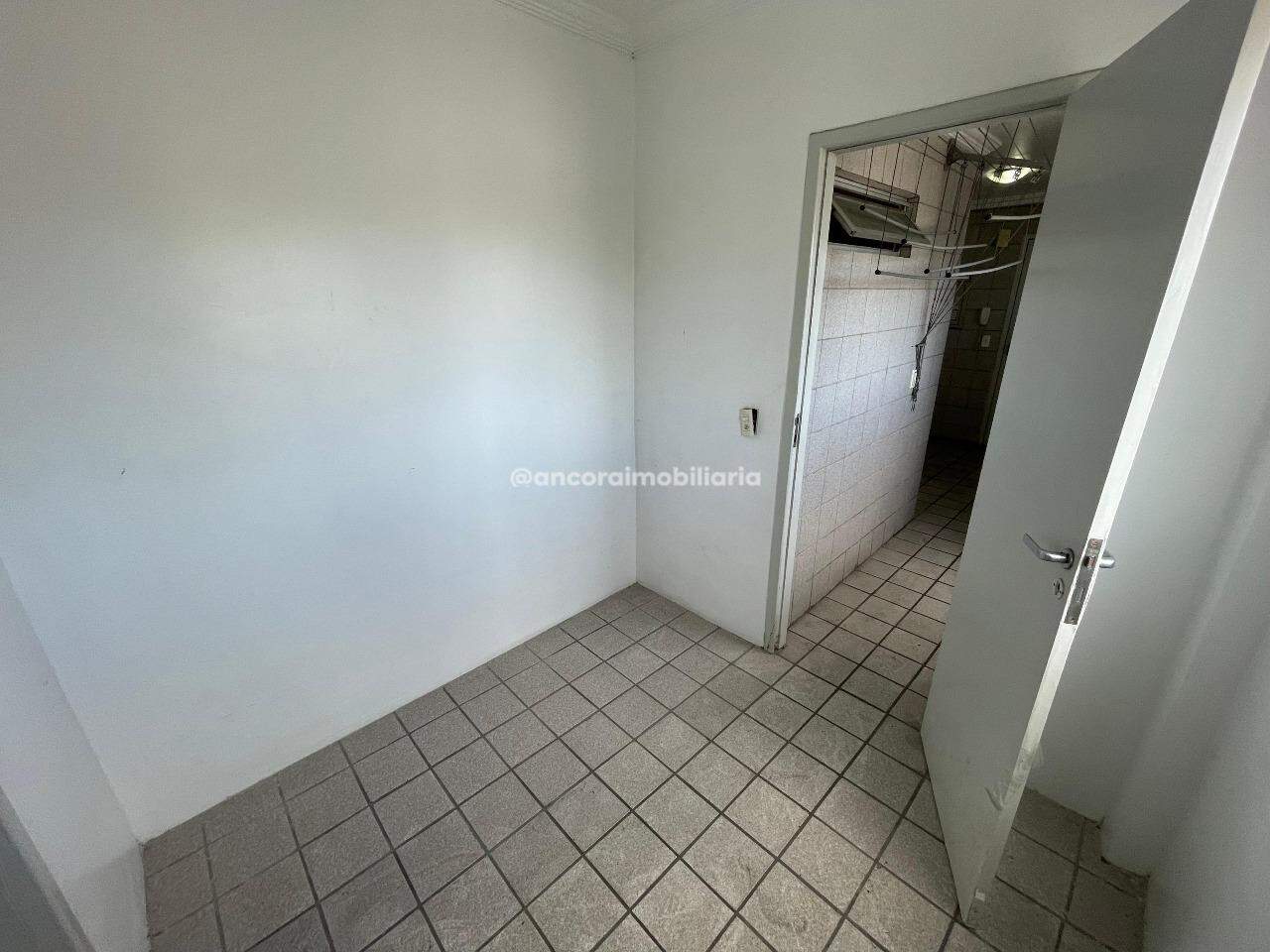 Apartamento para aluguel no Derby: