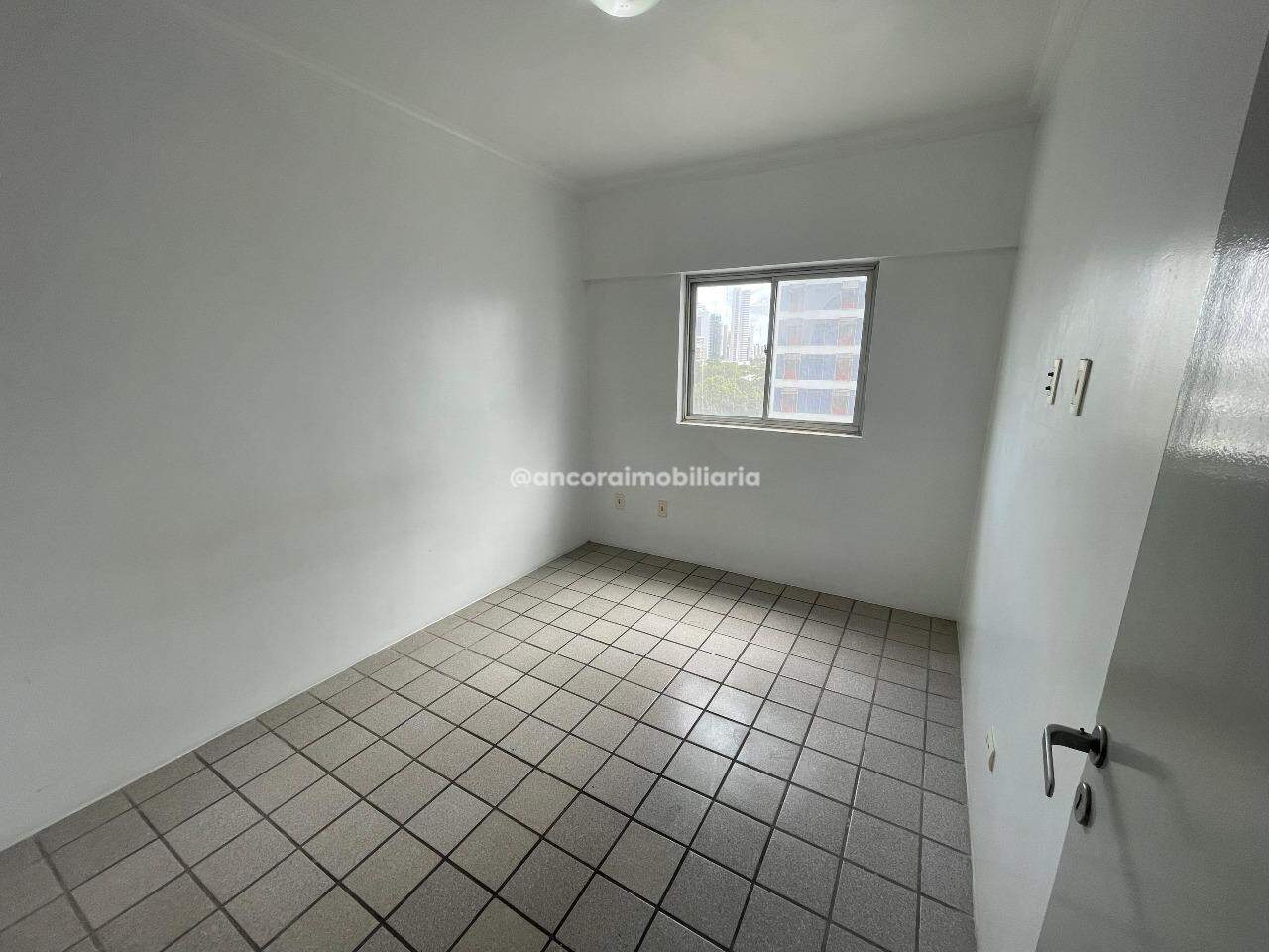 Apartamento para aluguel no Derby: