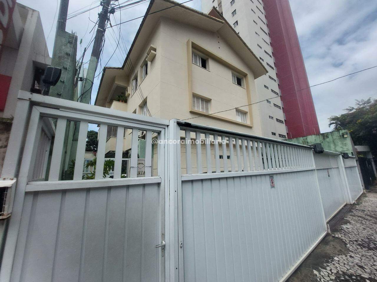 Apartamento à venda no Graças: 