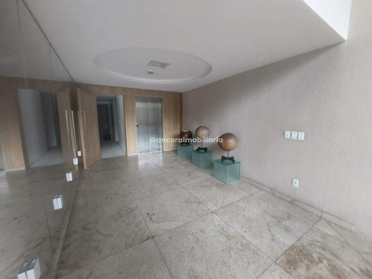 Apartamento à venda no Ilha do Retiro: 