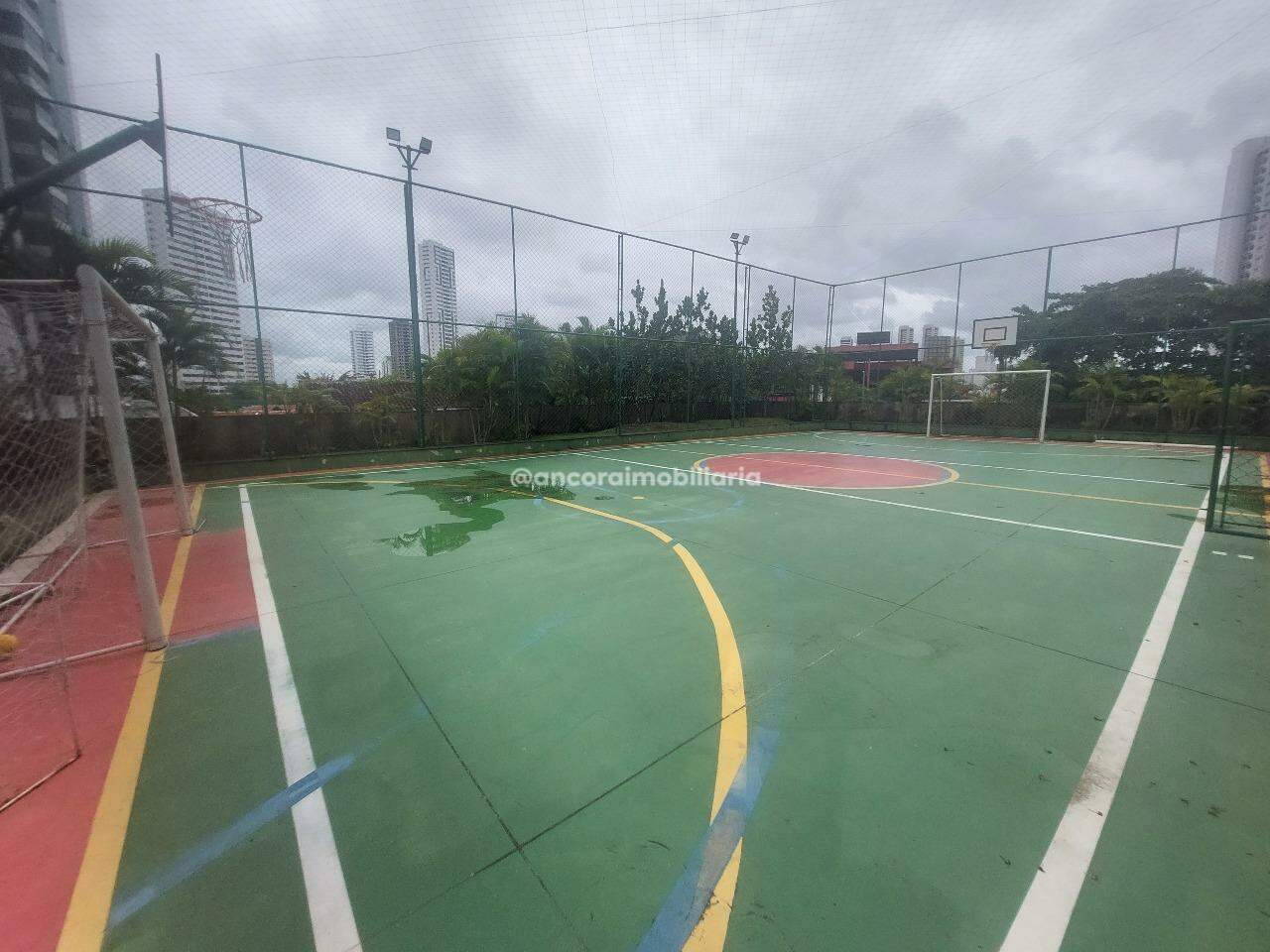 Apartamento à venda no Ilha do Retiro: 