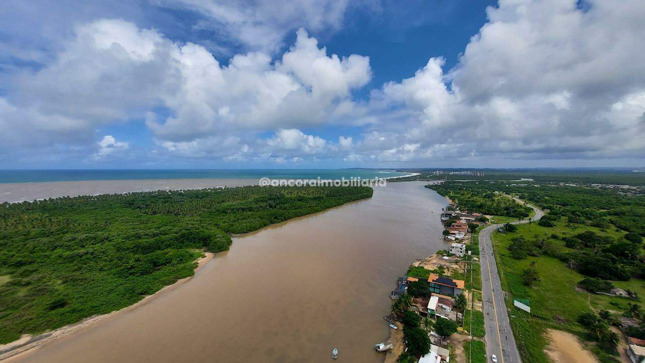 Flat à venda no Barra de Jangada: 