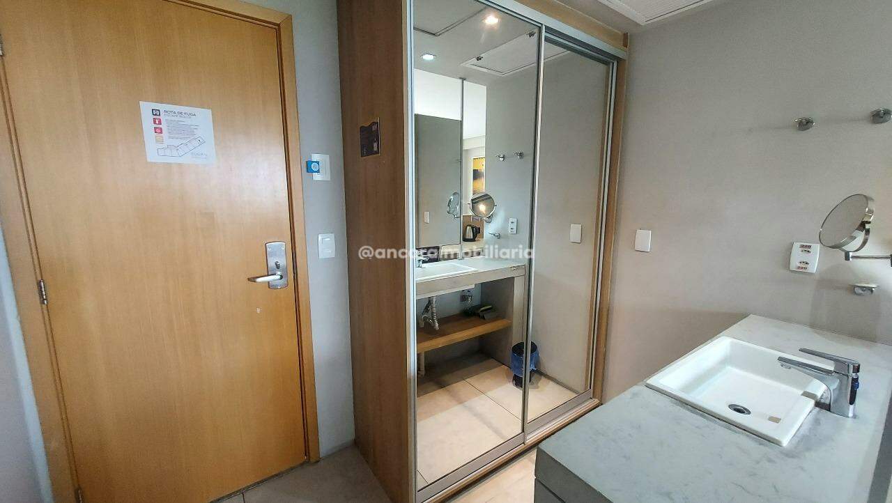 Flat à venda no Barra de Jangada: 