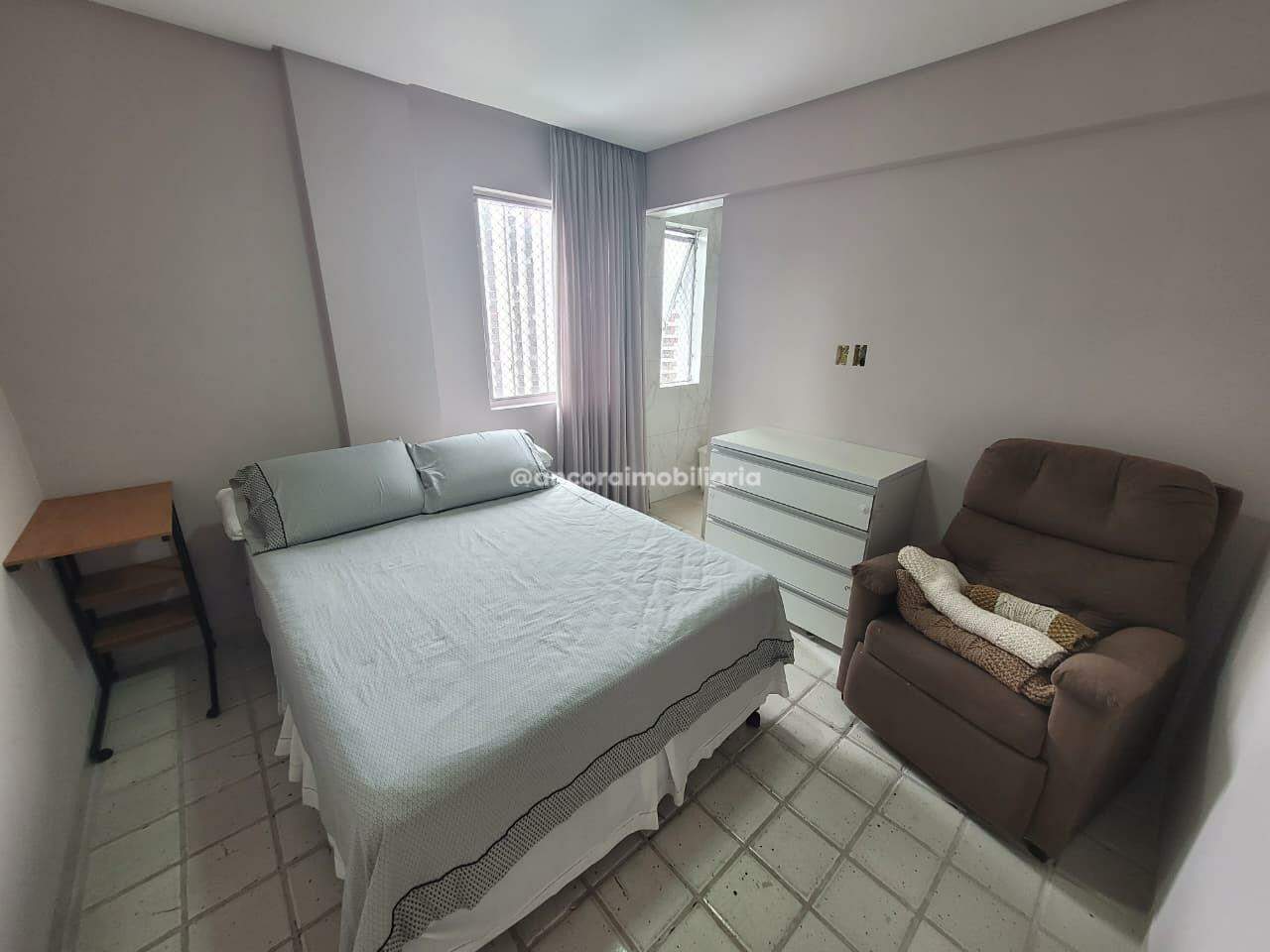 Apartamento para aluguel no Graças: 