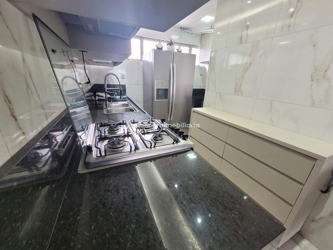 Apartamento para aluguel no Graças: 