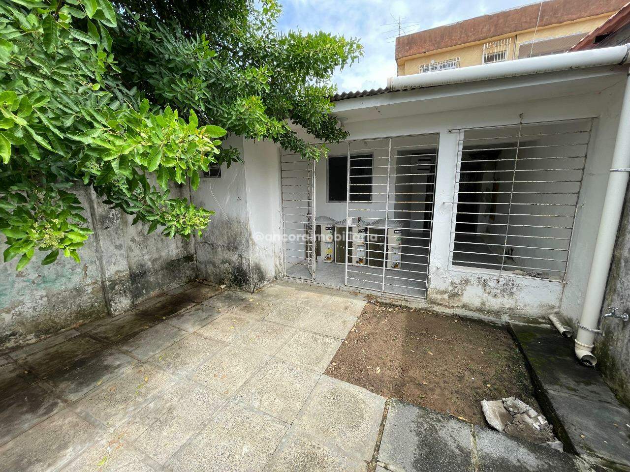 Casa para aluguel no Jardim Atlântico: 