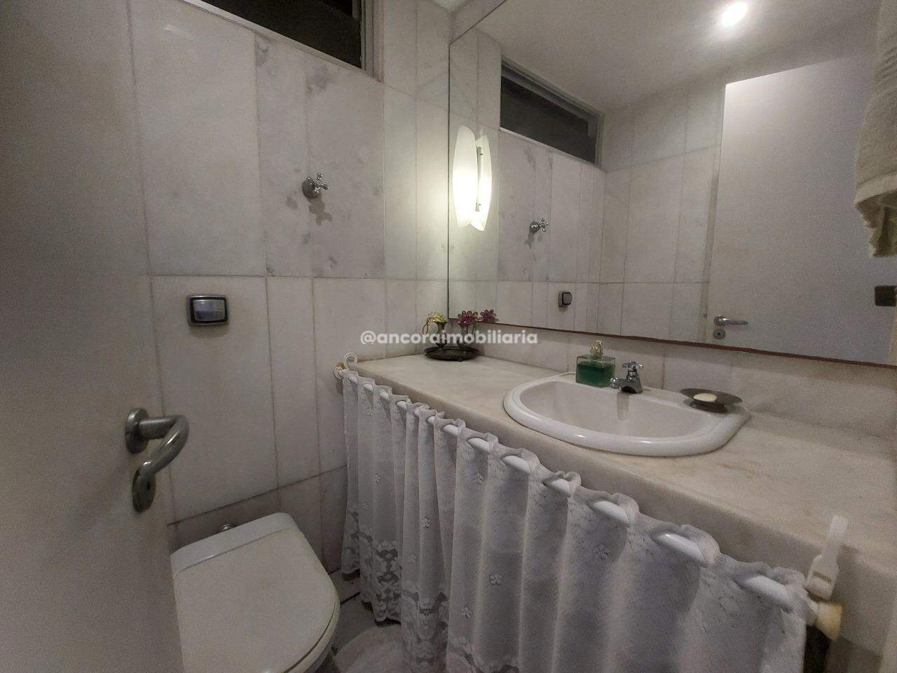 Apartamento à venda no Graças: