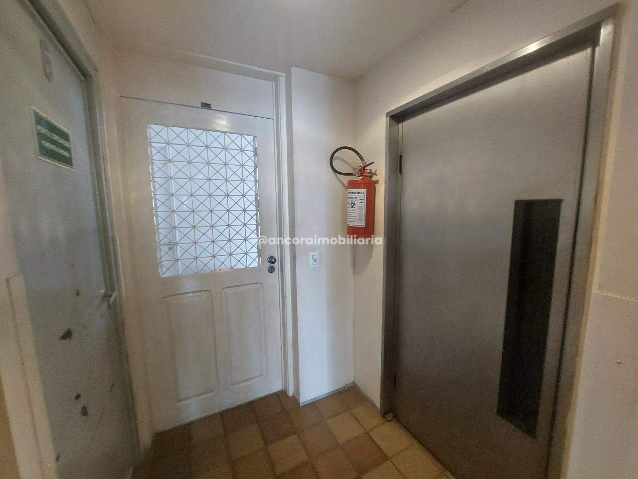 Apartamento à venda no Graças: 