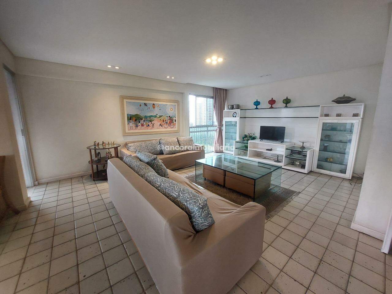 Apartamento à venda no Graças: