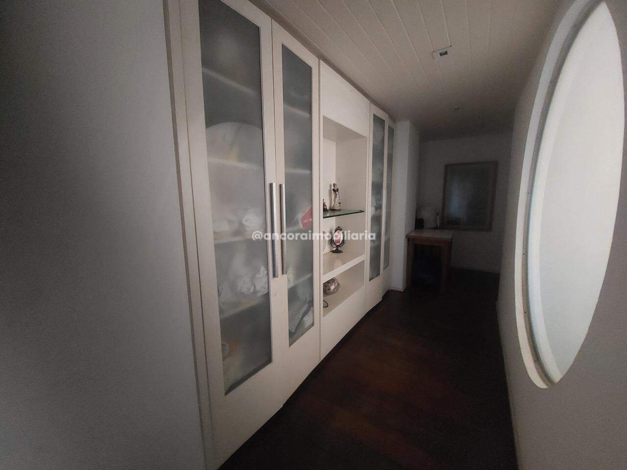 Apartamento à venda no Graças: