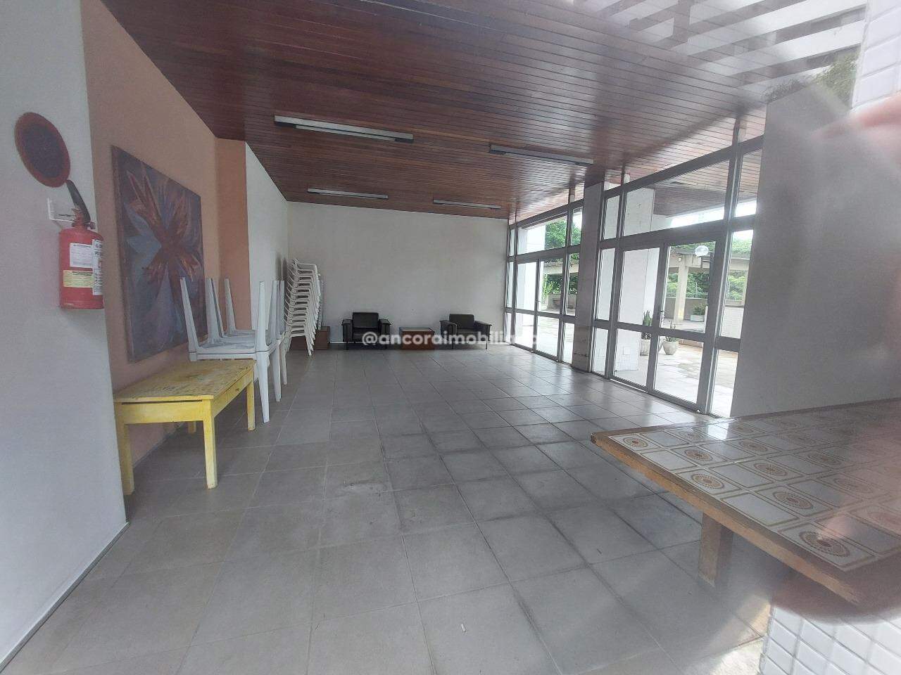 Apartamento à venda no Graças: