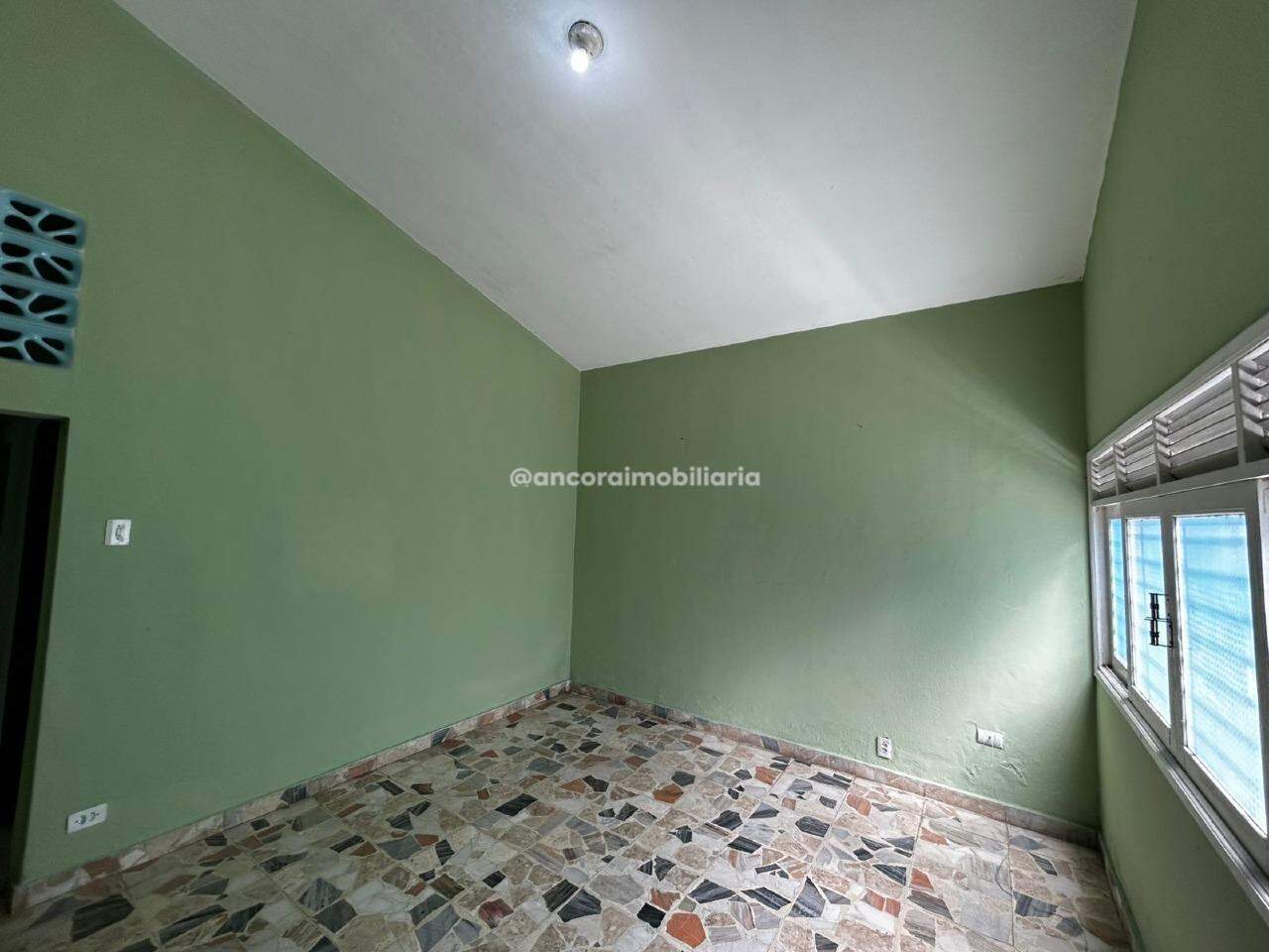 Casa à venda no Varzea: 