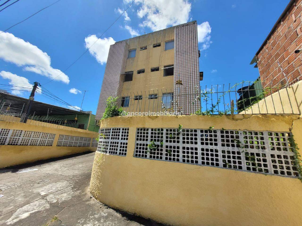 Apartamento para aluguel no Madalena: