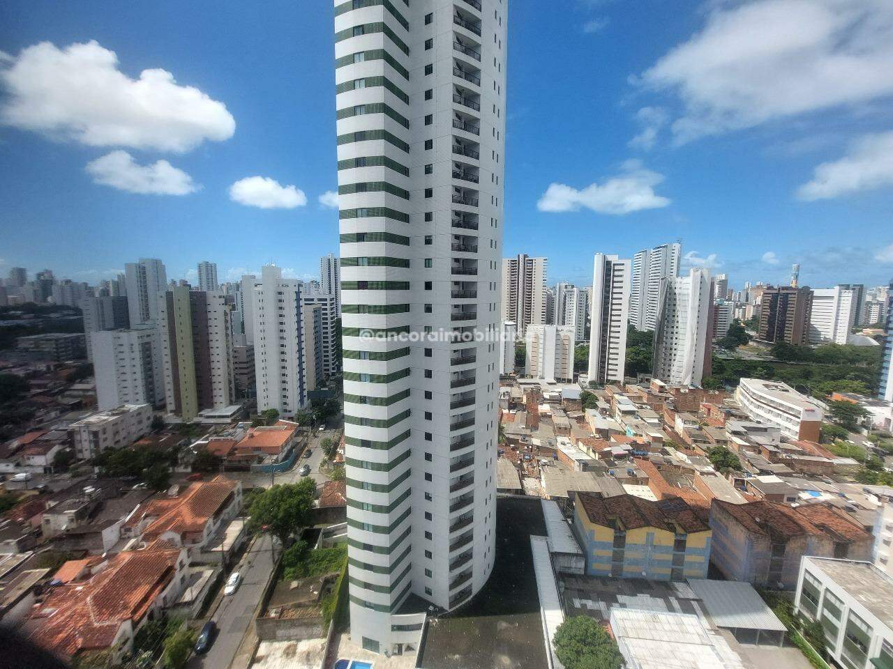 Apartamento à venda no Madalena: 