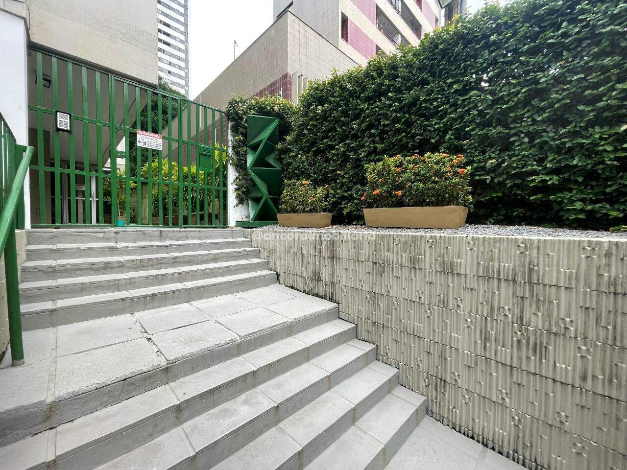 Apartamento para aluguel no Madalena: 