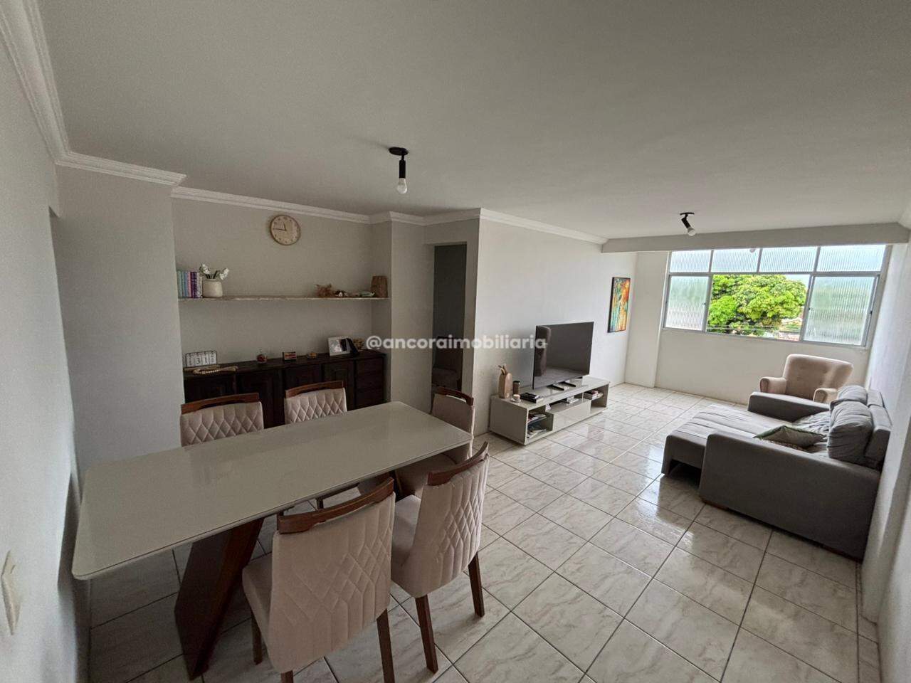 Apartamento à venda no Campo Grande: 