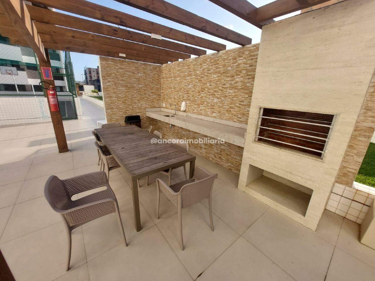 Apartamento à venda no Varzea: 