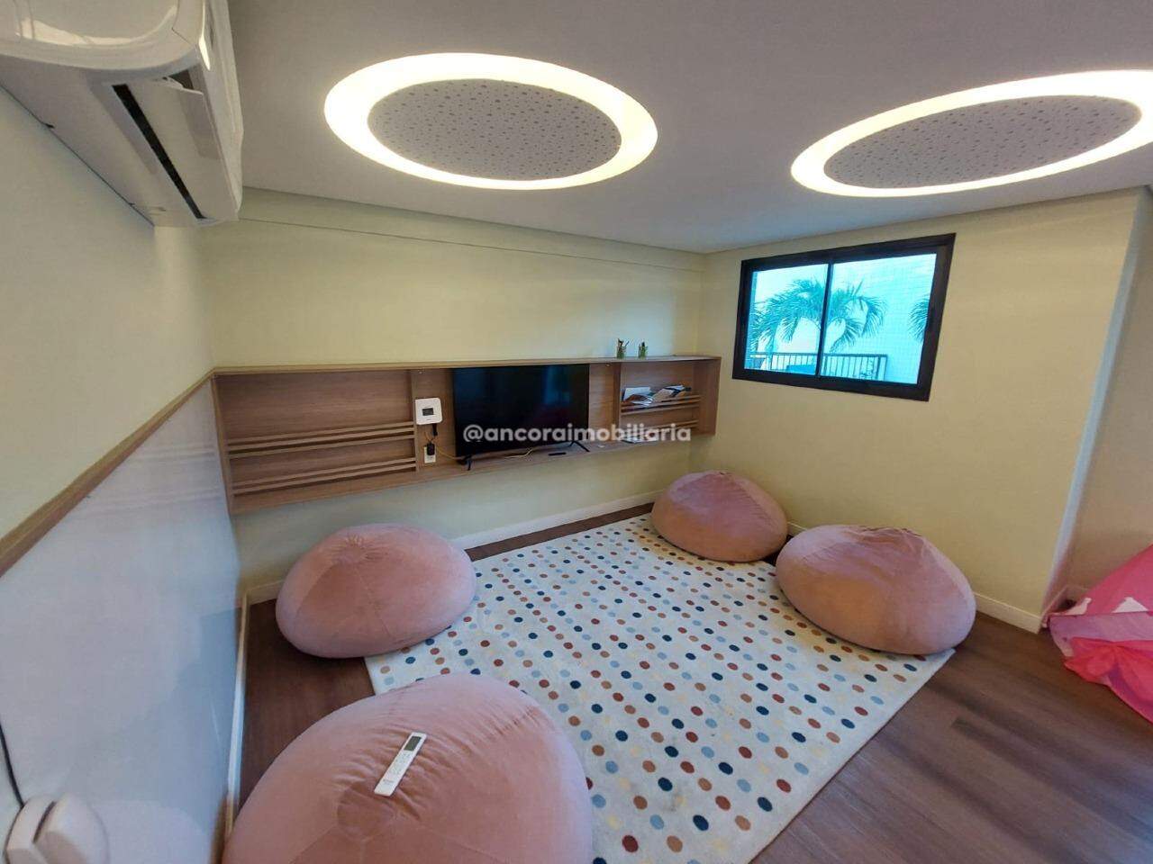 Apartamento à venda no Varzea: 