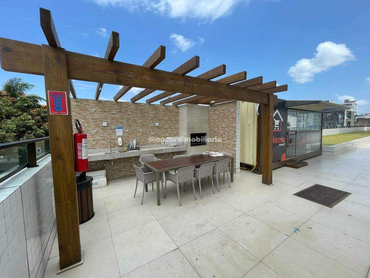 Apartamento à venda no Varzea: 