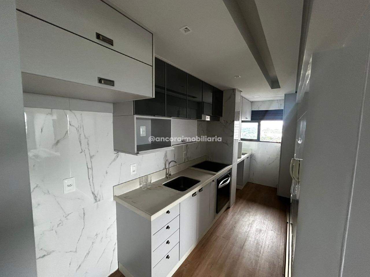 Apartamento à venda no Varzea: 