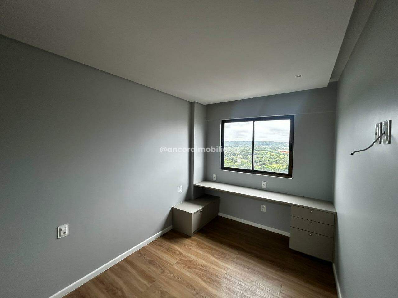 Apartamento à venda no Varzea: 