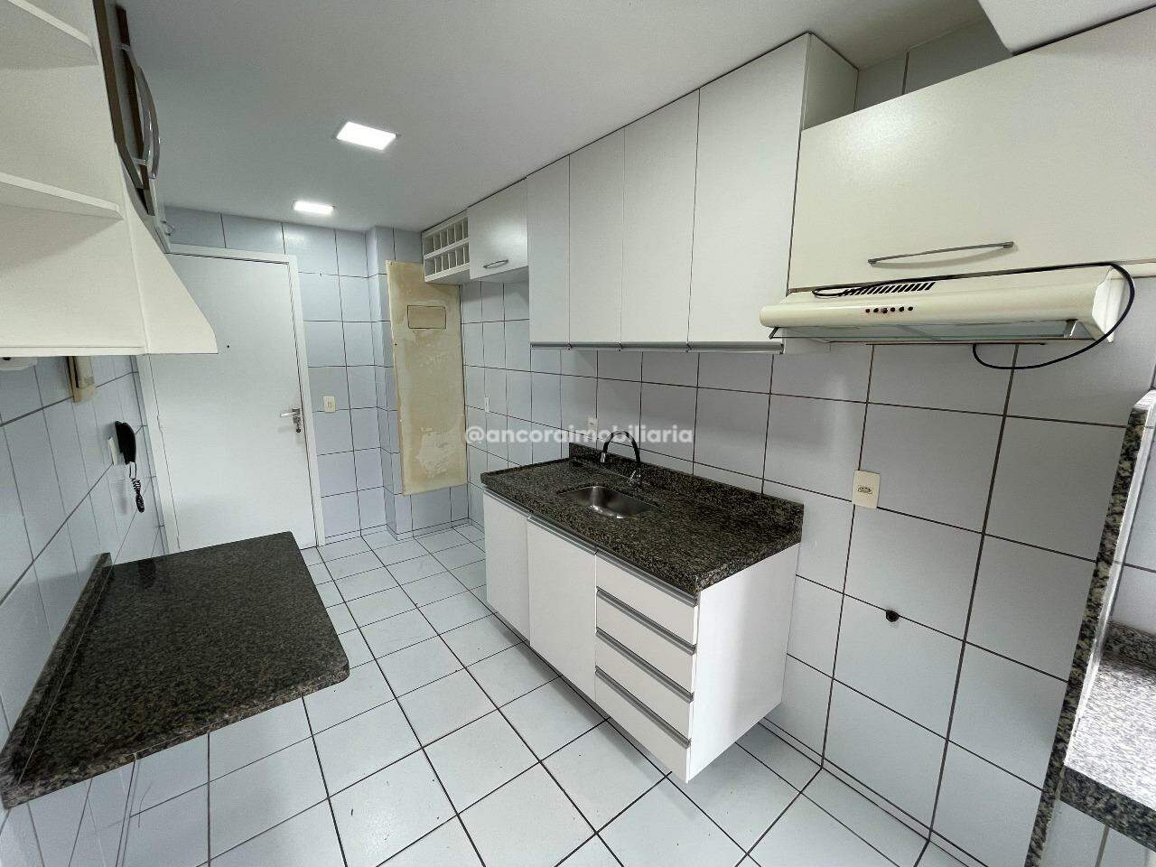 Apartamento para aluguel no Espinheiro: 
