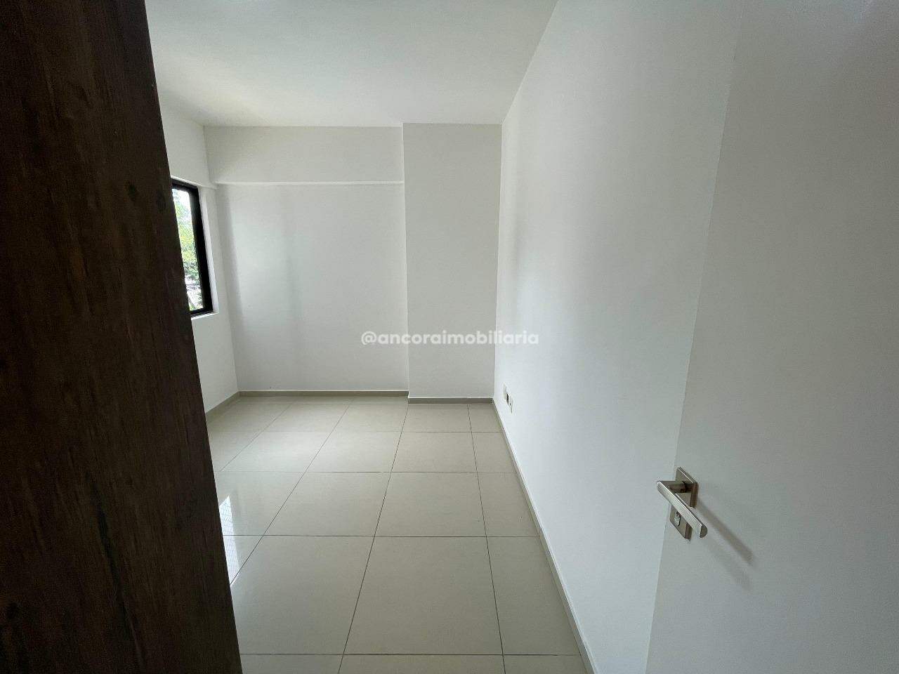 Apartamento para aluguel no Espinheiro: 