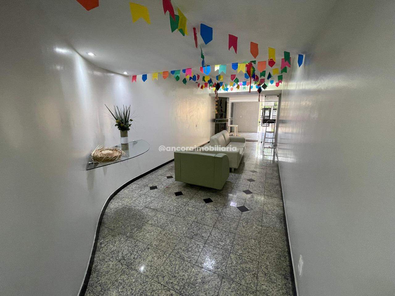 Apartamento para aluguel no Espinheiro: 