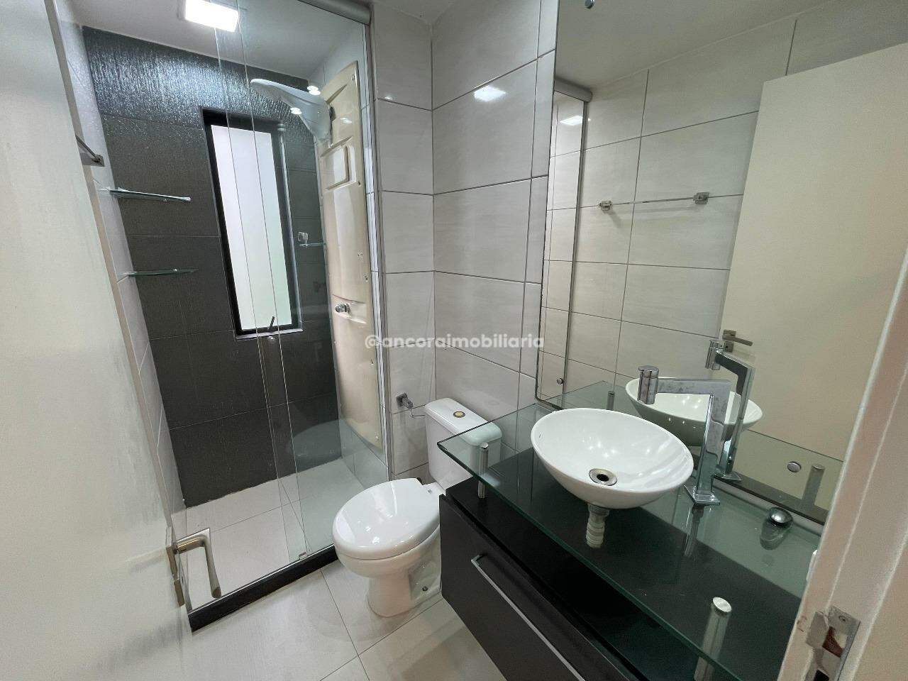 Apartamento para aluguel no Espinheiro: 