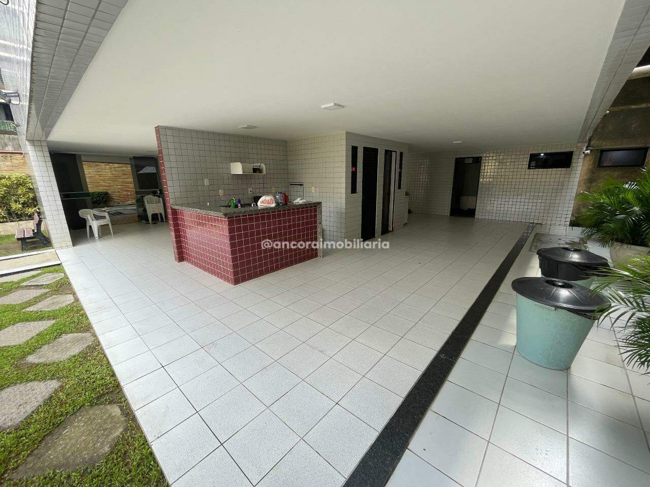 Apartamento para aluguel no Espinheiro: 