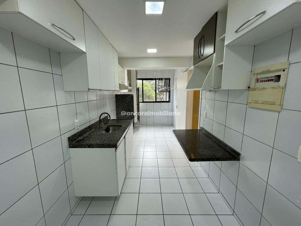 Apartamento para aluguel no Espinheiro: 