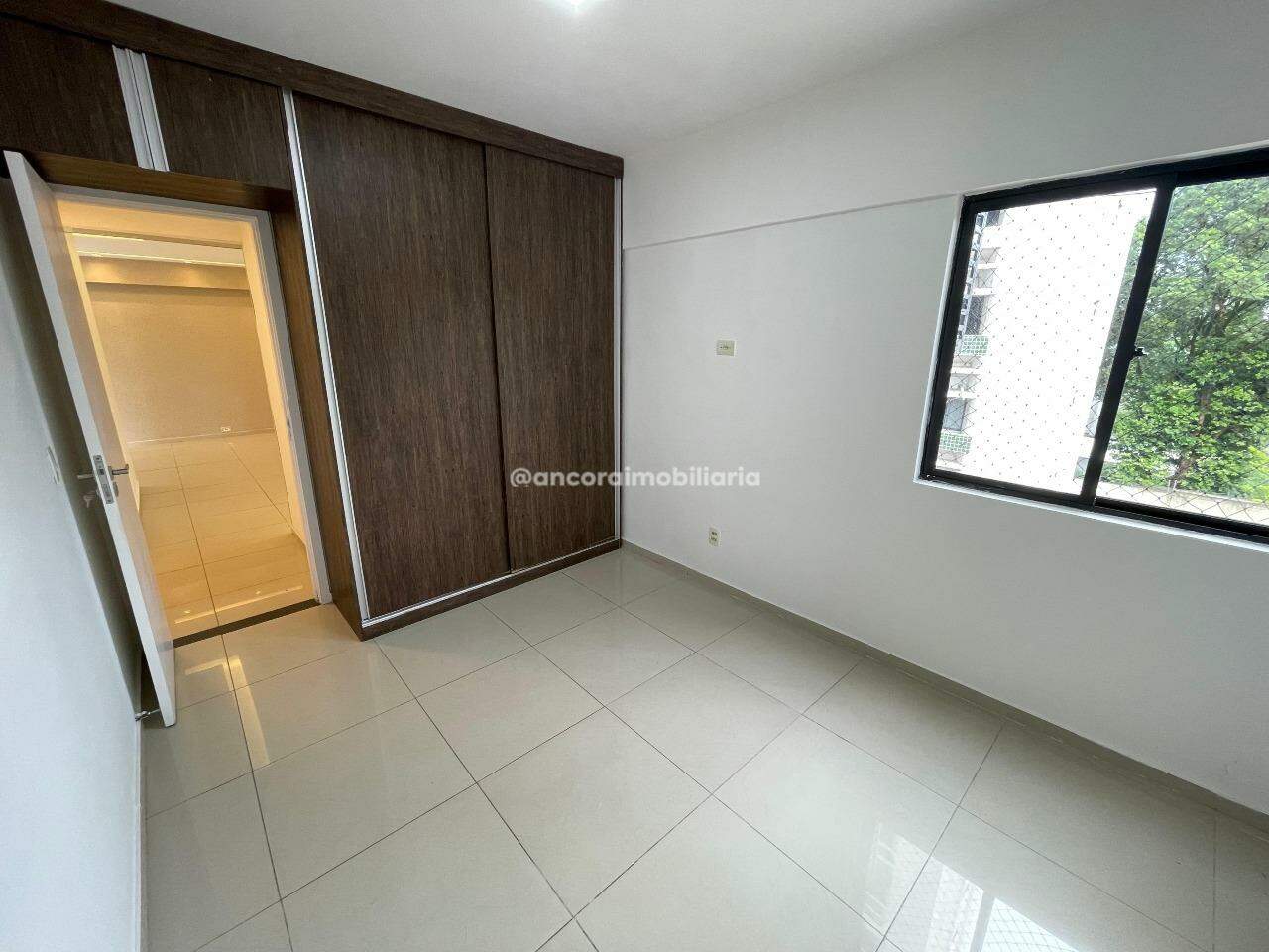 Apartamento para aluguel no Espinheiro: 