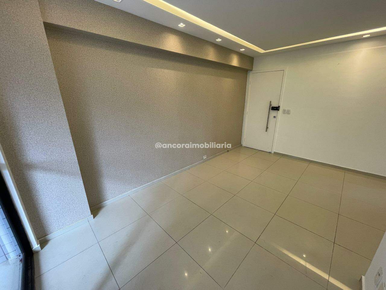 Apartamento para aluguel no Espinheiro: 