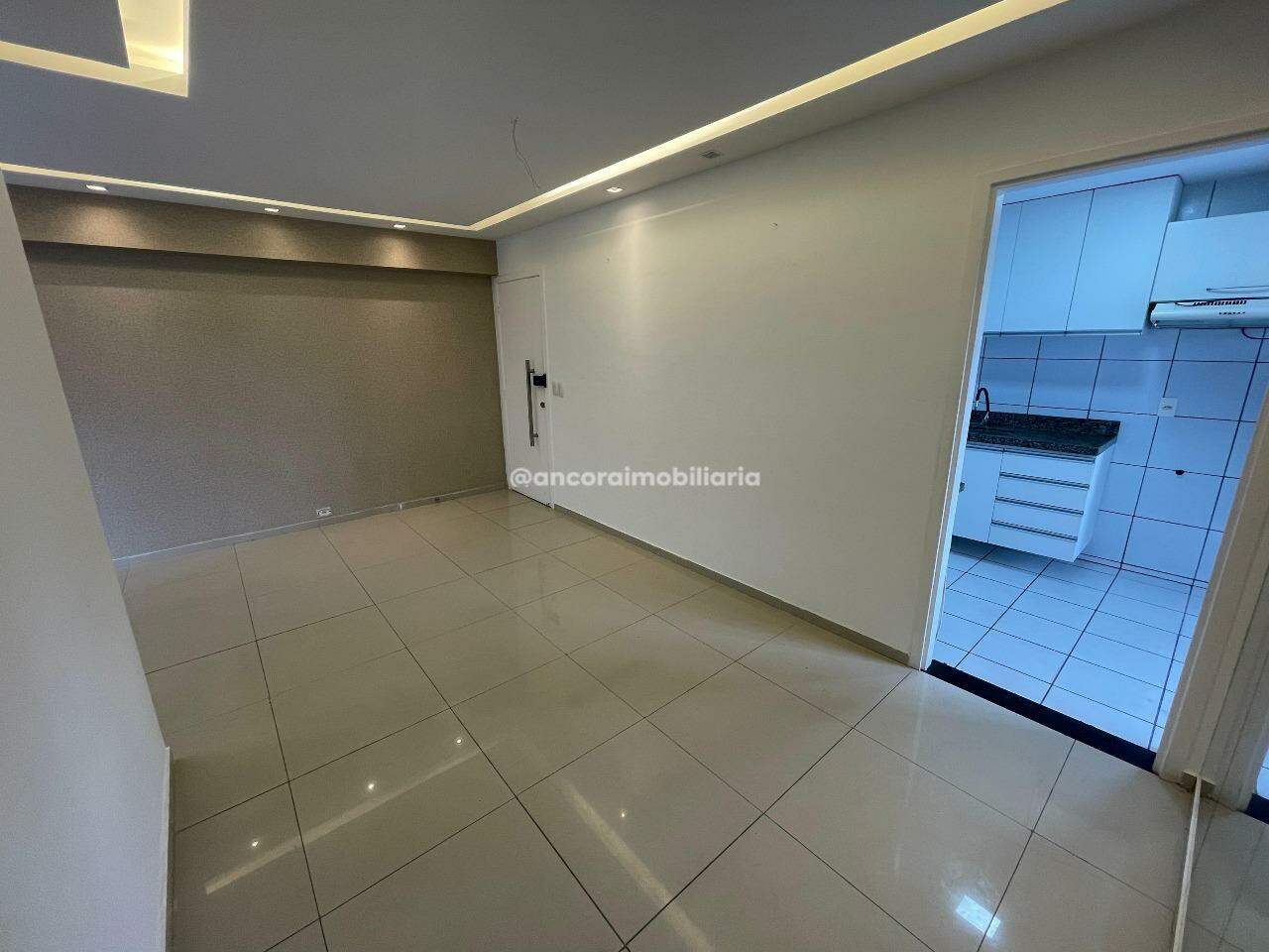 Apartamento para aluguel no Espinheiro: 