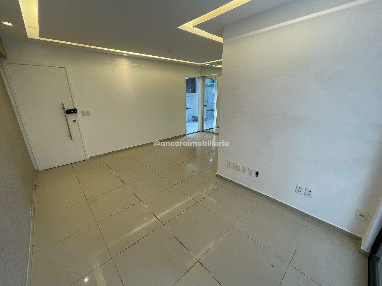 Apartamento para aluguel no Espinheiro: 