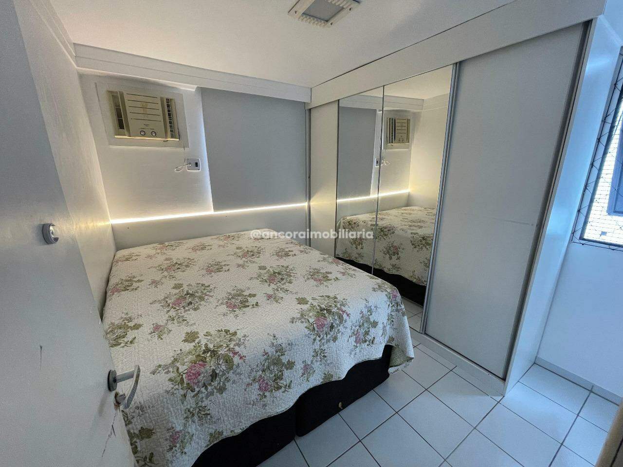 Apartamento para aluguel no Encruzilhada: 