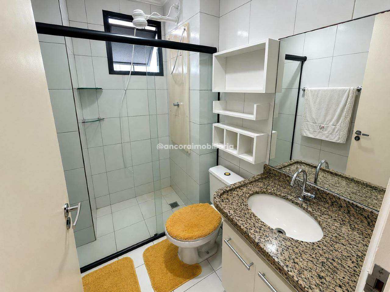 Apartamento para aluguel no Encruzilhada: 
