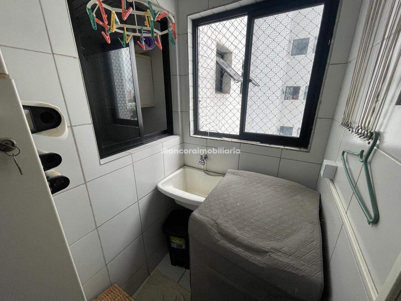Apartamento para aluguel no Encruzilhada: 