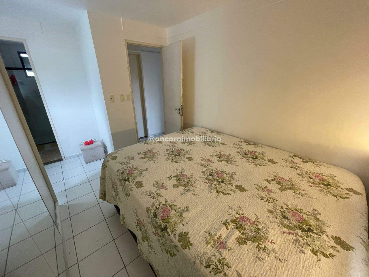 Apartamento para aluguel no Encruzilhada: 