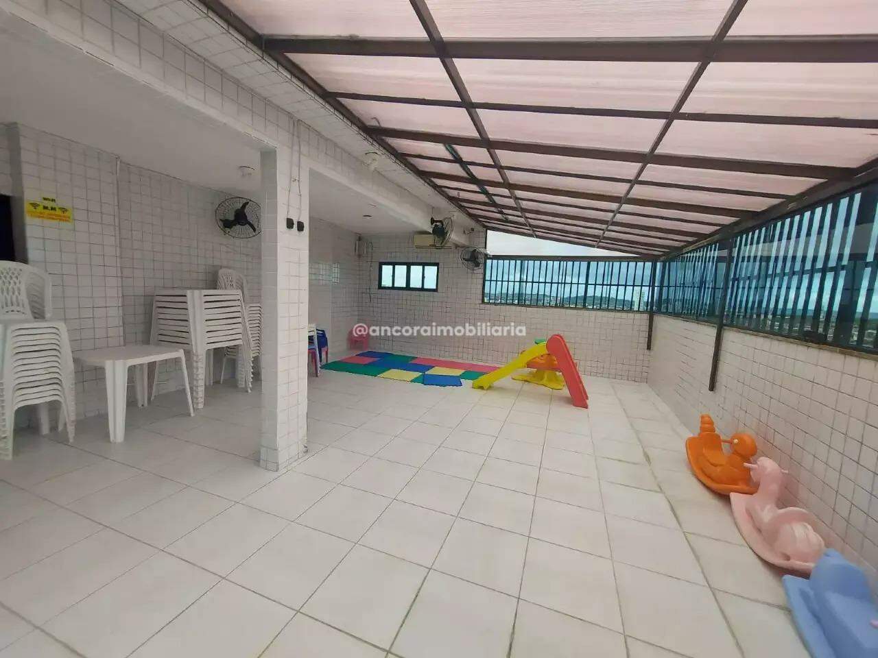 Apartamento para aluguel no Encruzilhada: 