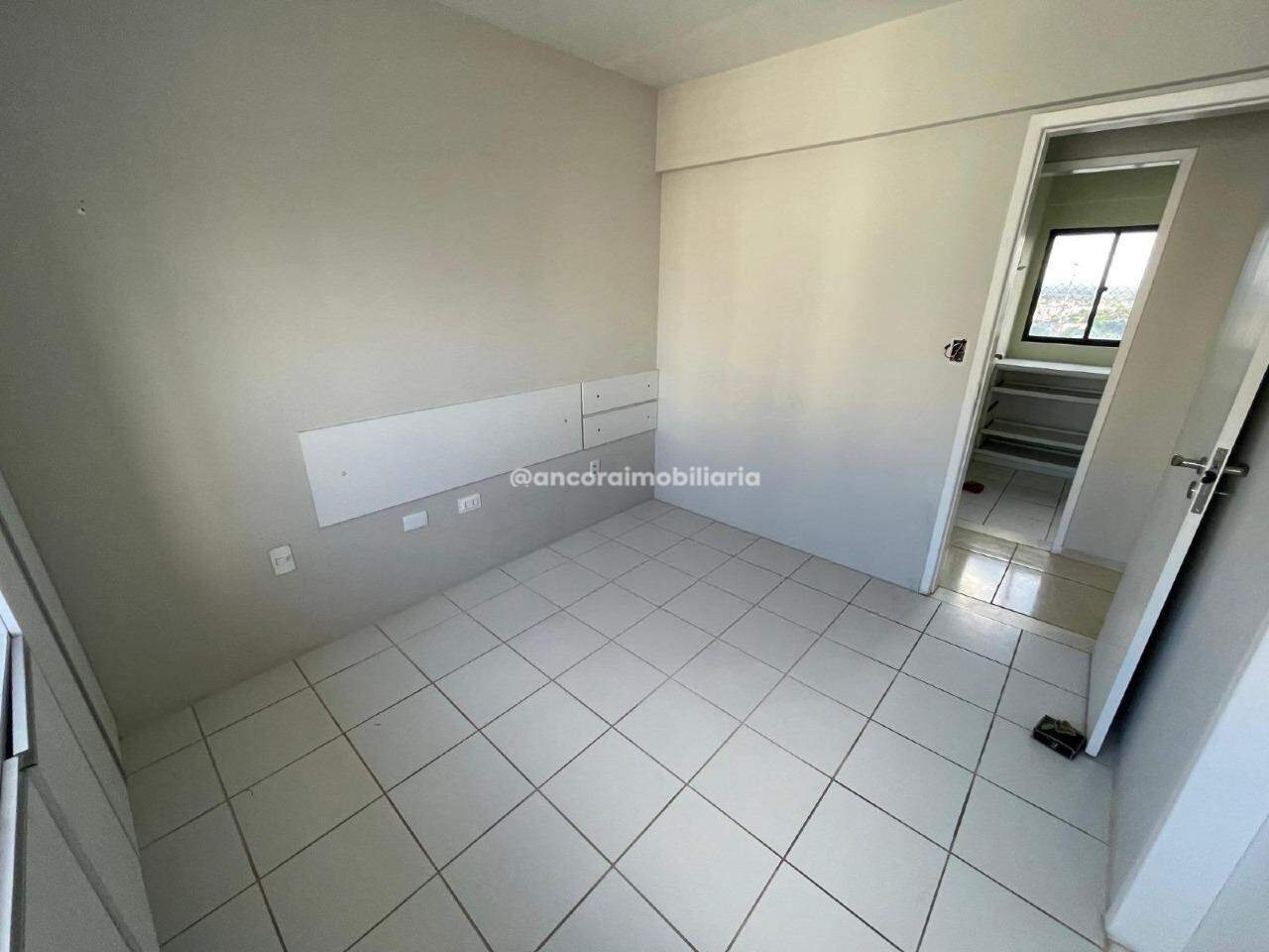 Apartamento à venda no Candeias: