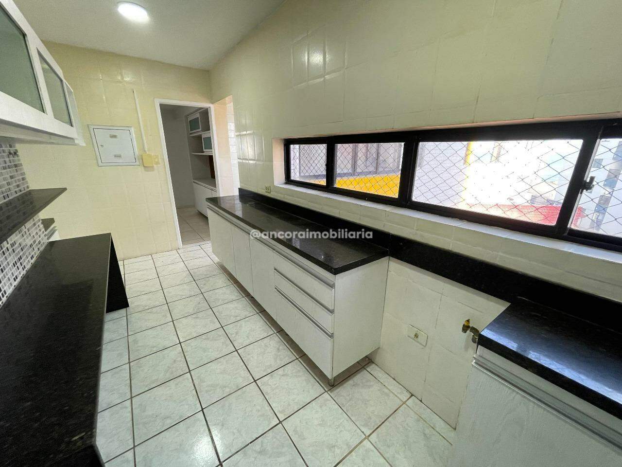 Apartamento à venda no Candeias:
