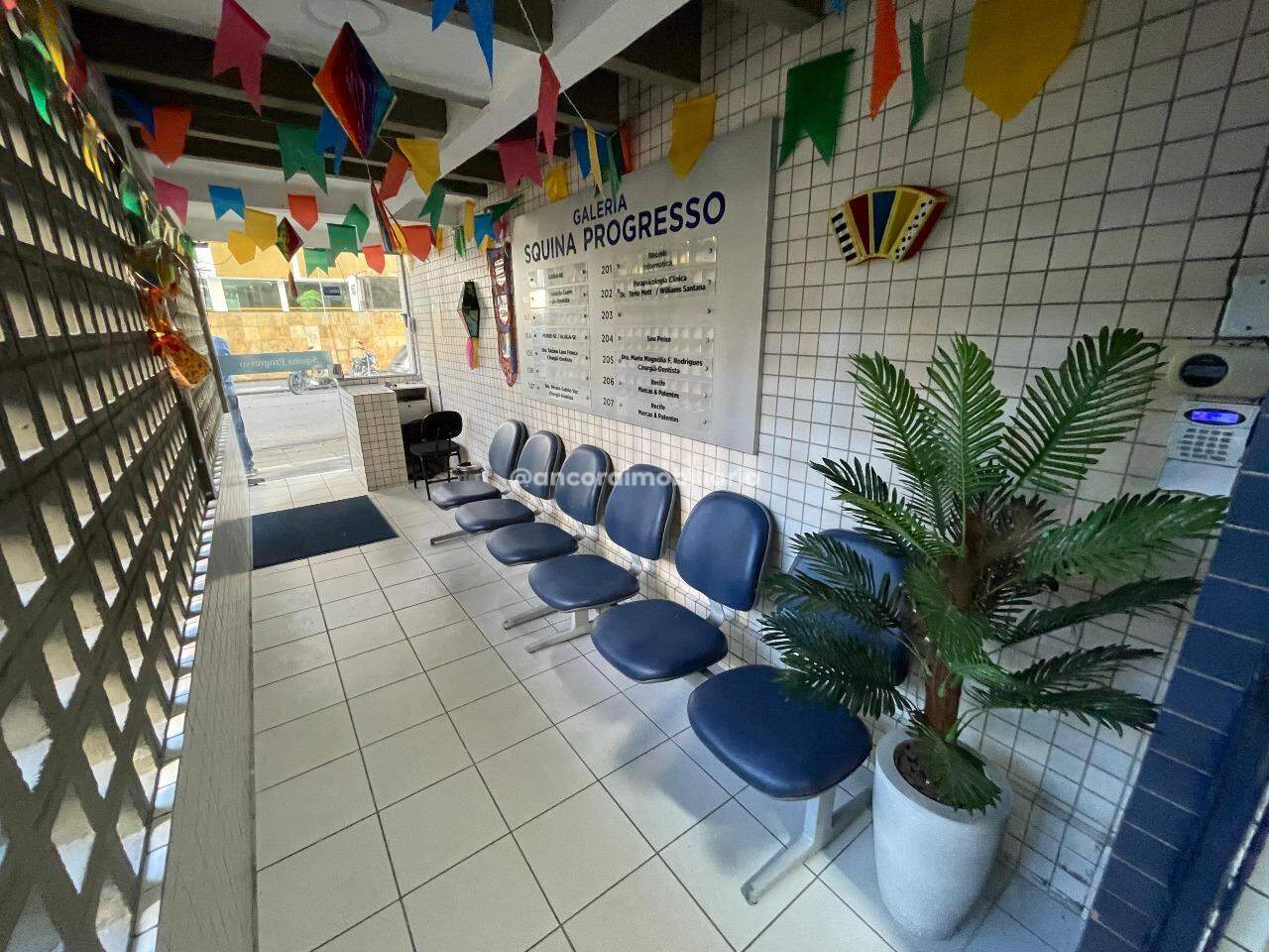 Sala para aluguel no Soledade: 
