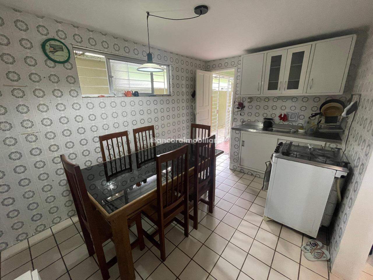 Casa para aluguel no Cordeiro: 