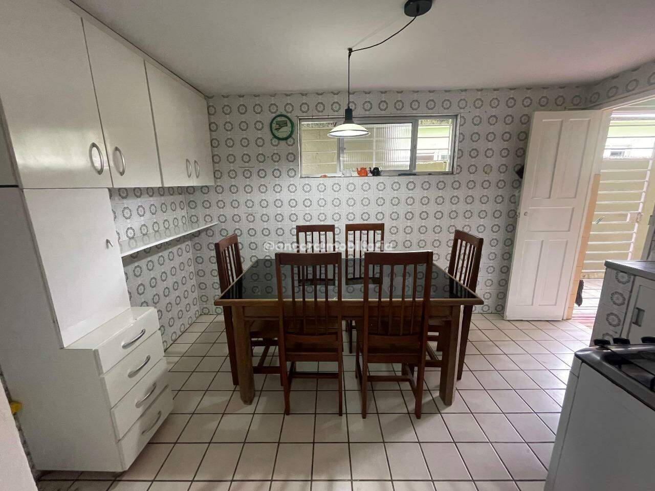 Casa para aluguel no Cordeiro: 
