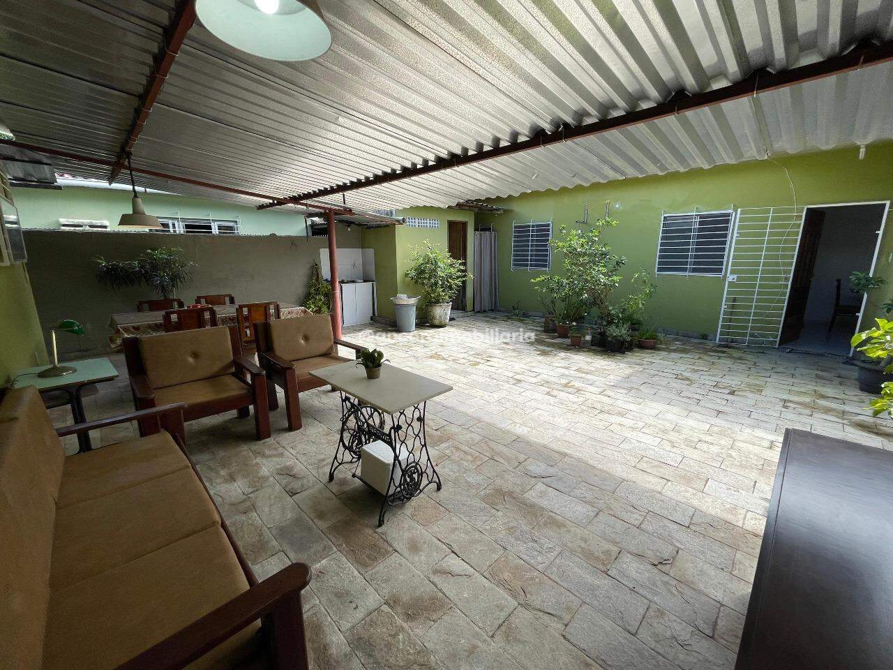 Casa para aluguel no Cordeiro: 