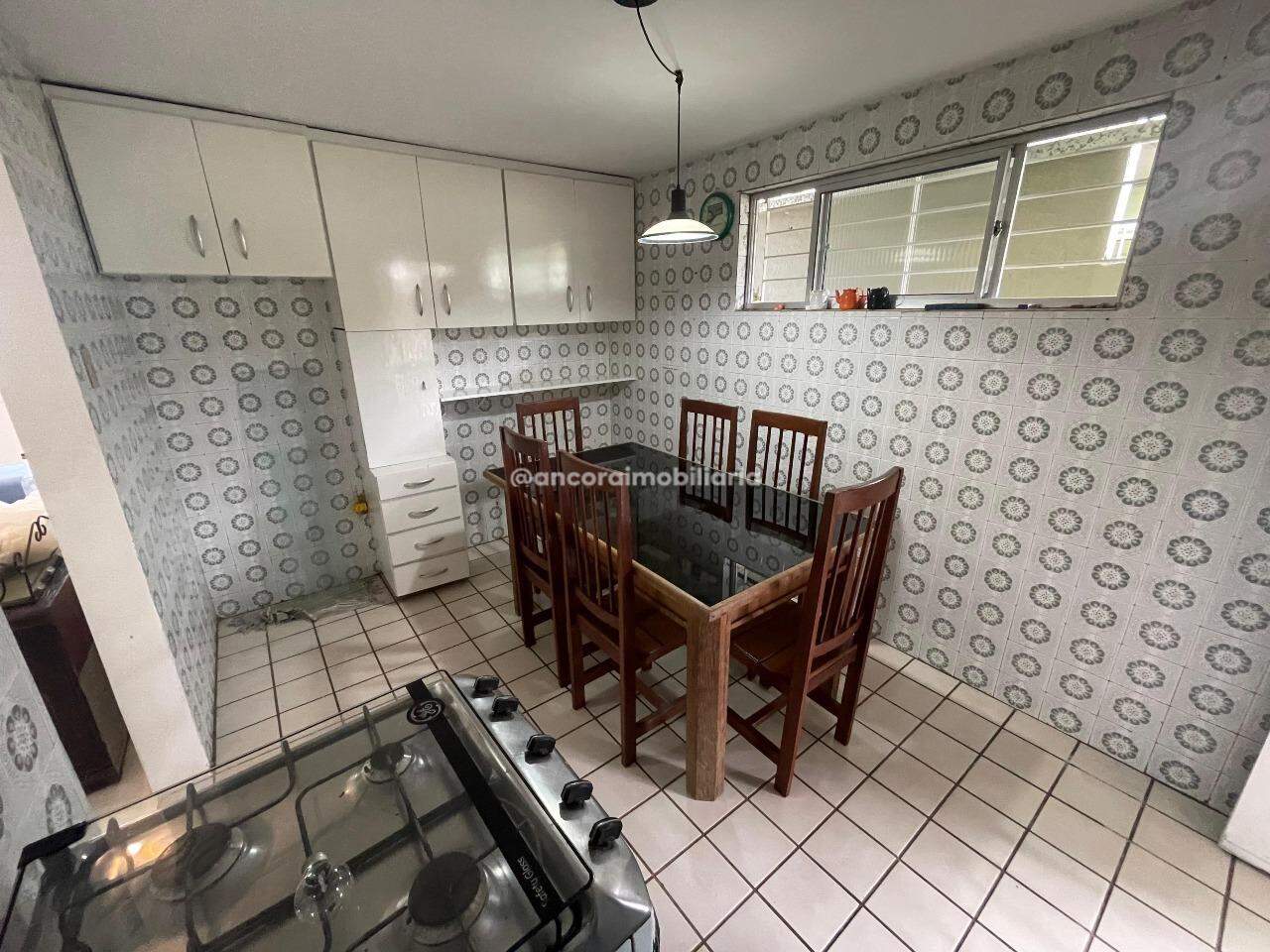 Casa para aluguel no Cordeiro: 