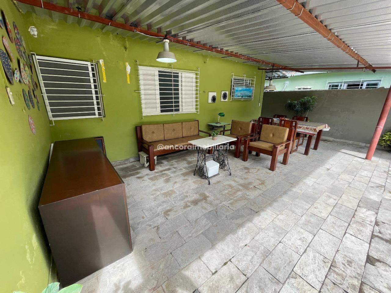 Casa para aluguel no Cordeiro: 