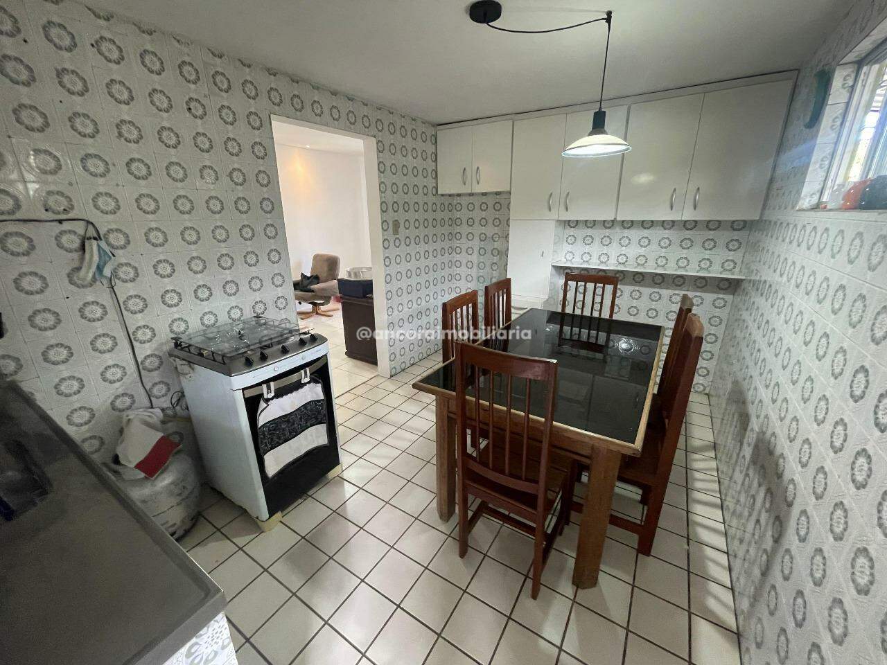 Casa para aluguel no Cordeiro: 