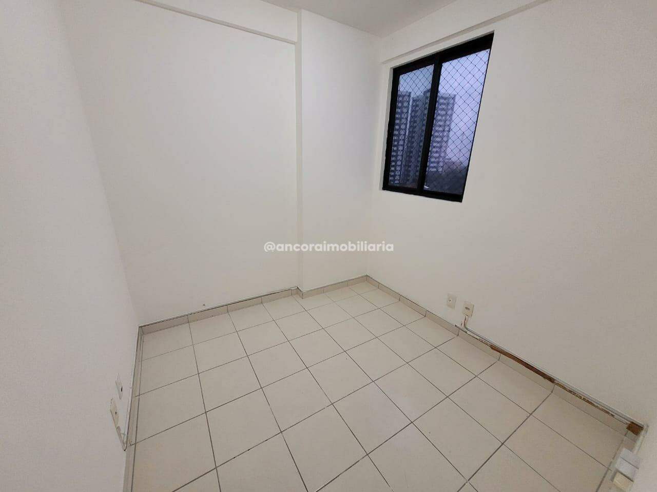 Apartamento para aluguel no Espinheiro: 
